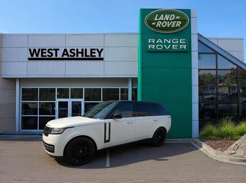 2025 Land Rover Range Rover P400 SE 7 Seat