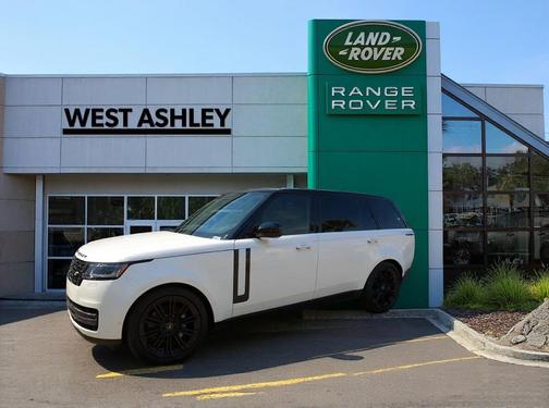 2025 Land Rover Range Rover P400 SE 7 Seat