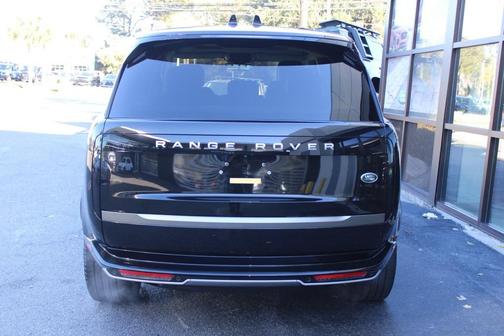 2023 Land Rover Range Rover P440e SE