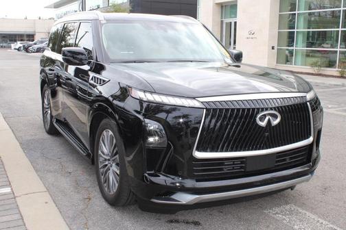 2025 INFINITI QX80 Luxe