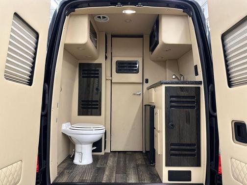 Black 2019 Mercedes-Benz Sprinter 3500 High Roof