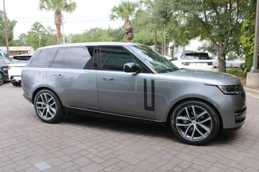 2025 Land Rover Range Rover P400 SE 7 Seat