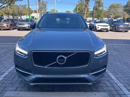 2019 Volvo XC90 T5 Momentum