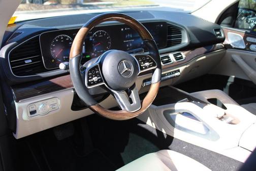 2022 Mercedes-Benz GLS 450 4MATIC
