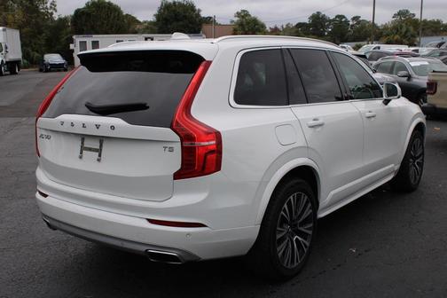 2020 Volvo XC90 T5 Momentum