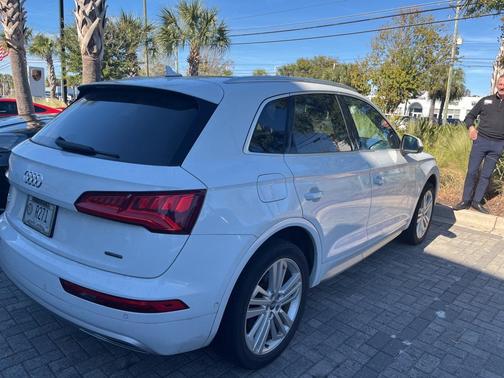 2019 Audi Q5 2.0T Prestige