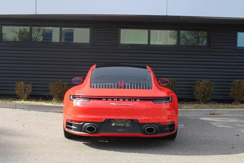 2020 Porsche 911 Carrera 4S