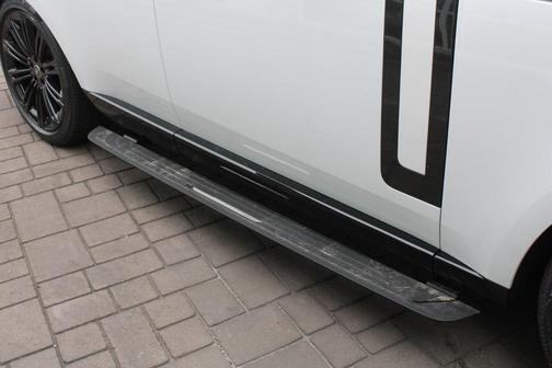 2025 Land Rover Range Rover P530 SE