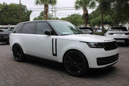 2025 Land Rover Range Rover P530 SE