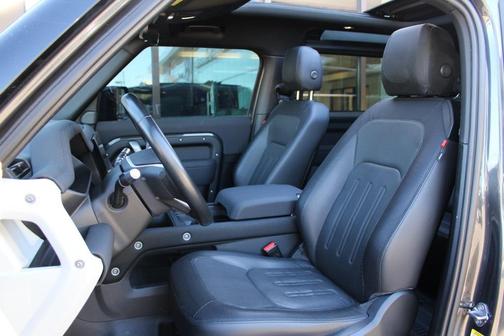 2022 Land Rover Defender X-Dynamic SE