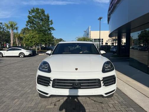 White 2019 Porsche Cayenne Cayenne E-Hybrid