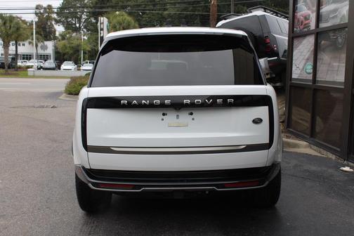 2023 Land Rover Range Rover P400 SE