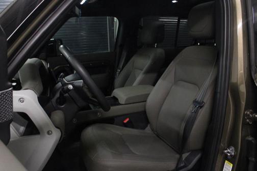 Gondwana Stone Metallic 2024 Land Rover Defender 110 P500 SE