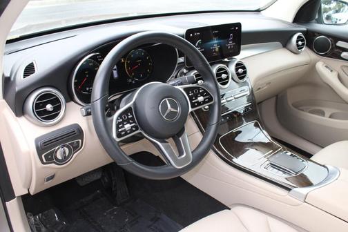 2022 Mercedes-Benz GLC 300 Base