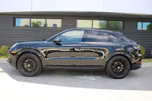 2025 Porsche Cayenne Cayenne