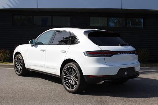 2020 Porsche Macan 