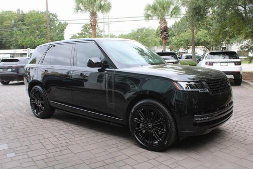 2025 Land Rover Range Rover P530 SE 7 Seat