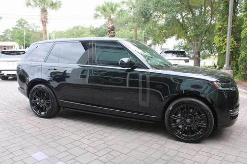 2025 Land Rover Range Rover P530 SE 7 Seat