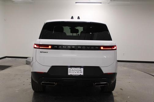 2024 Land Rover Range Rover Sport SE