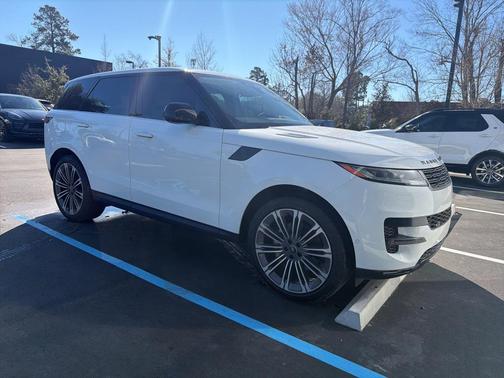 2024 Land Rover Range Rover Sport SE