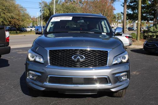2017 INFINITI QX80 Signature Edition