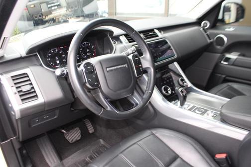 2020 Land Rover Range Rover Sport SE
