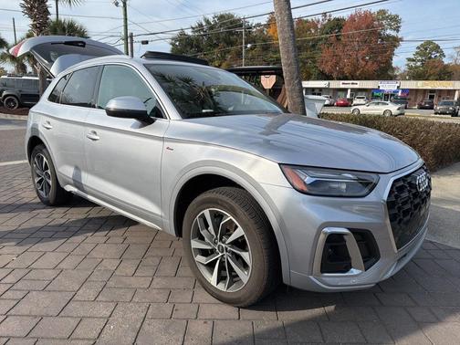 2023 Audi Q5 45 S line Premium Plus