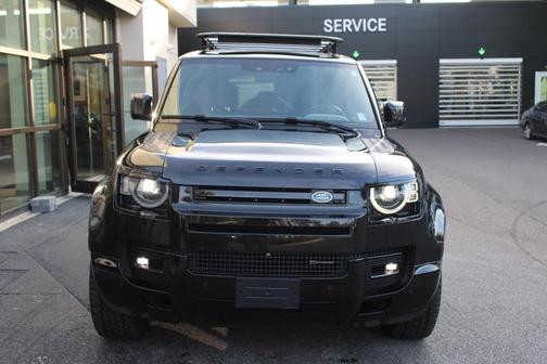 2022 Land Rover Defender 110 X-Dynamic HSE