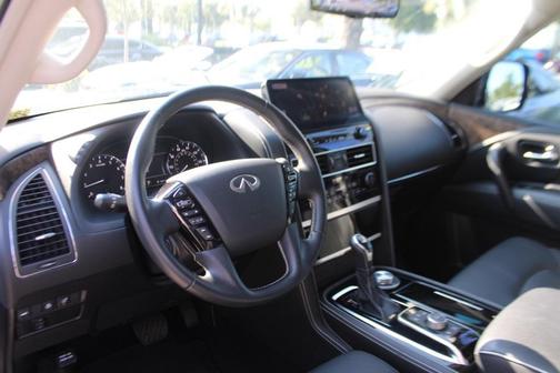 2024 INFINITI QX80 PREMIUM SELECT AWD