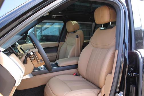 2026 Land Rover Range Rover P530 SE