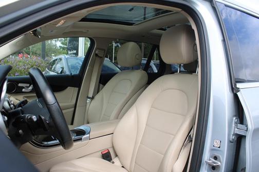 2022 Mercedes-Benz GLC 300 Base