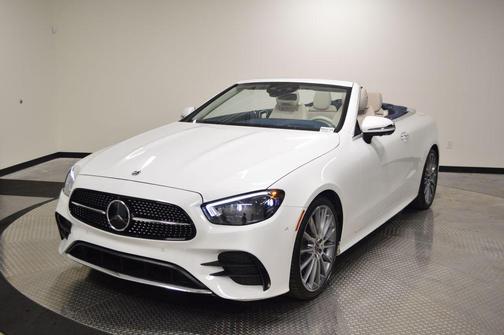 MANUFAKTUR Moonlight White Metallic 2023 Mercedes-Benz E-Class E 450