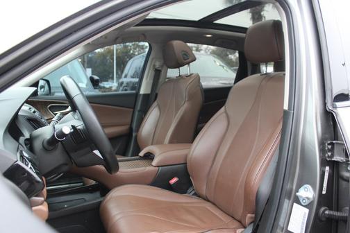 2023 Acura RDX Advance Package