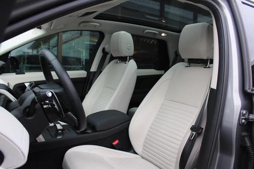 2025 Land Rover Discovery Sport S