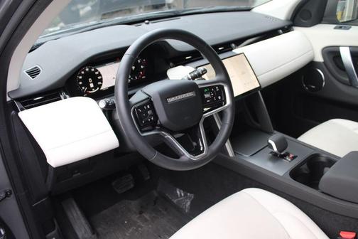 2025 Land Rover Discovery Sport S
