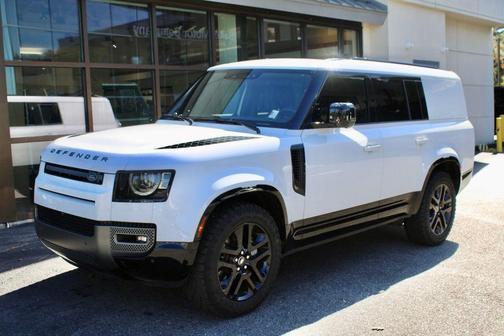 Fuji White 2024 Land Rover Defender 130 P400 Outbound