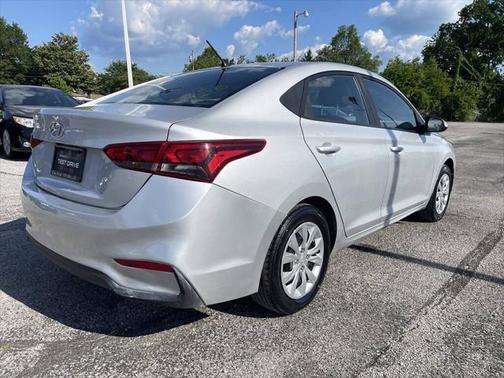 2021 Hyundai Accent SE