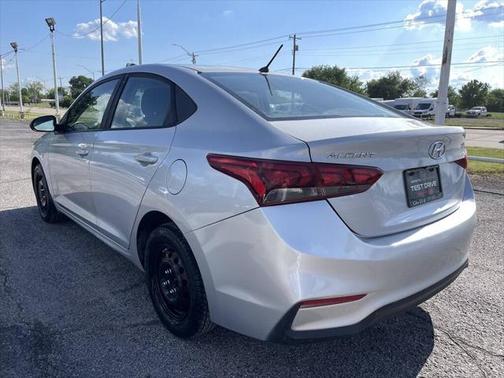 2021 Hyundai Accent SE