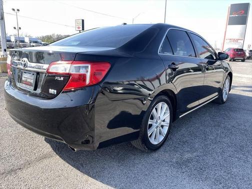 2014 Toyota Camry Hybrid XLE