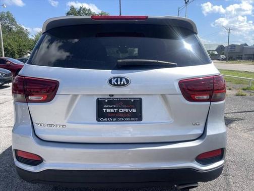2020 Kia Sorento LX