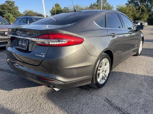 2018 Ford Fusion Hybrid SE