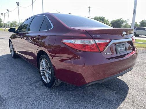 2017 Toyota Camry SE