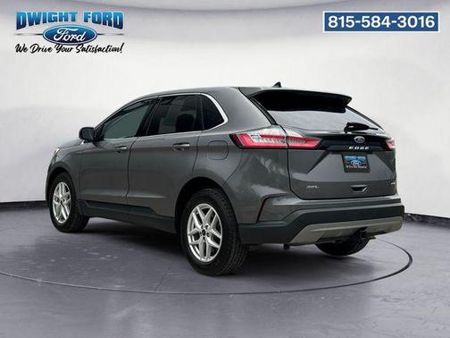 Carbonized Gray Metallic 2024 Ford Edge SEL