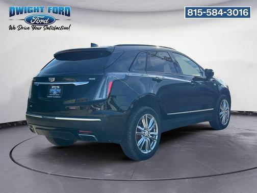 2023 Cadillac XT5 Sport