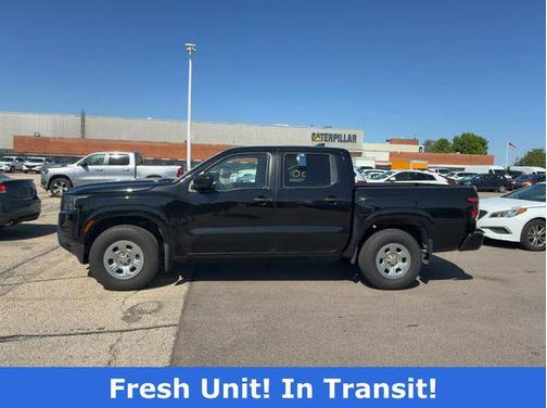 Super Black 2022 Nissan Frontier S