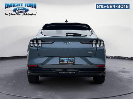 2023 Ford Mustang Mach-E California Route 1