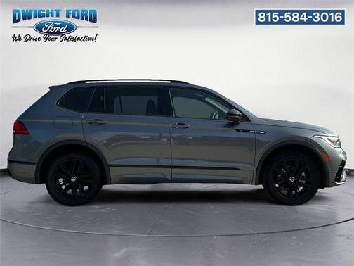 2022 Volkswagen Tiguan 2.0T SE R-Line Black 4MOTION