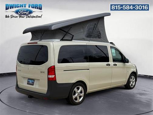 2021 Mercedes-Benz Metris Base