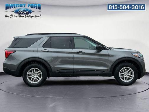 Carbonized Gray Metallic 2026 Ford Explorer Active w/200A Pkg