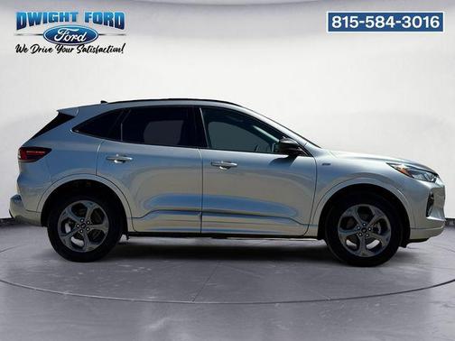 Iconic Silver Metallic 2024 Ford Escape ST-Line